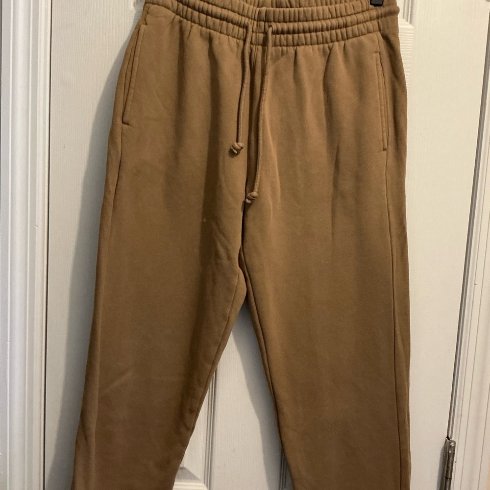 Women's Cropped Top - Picture 13 of 16